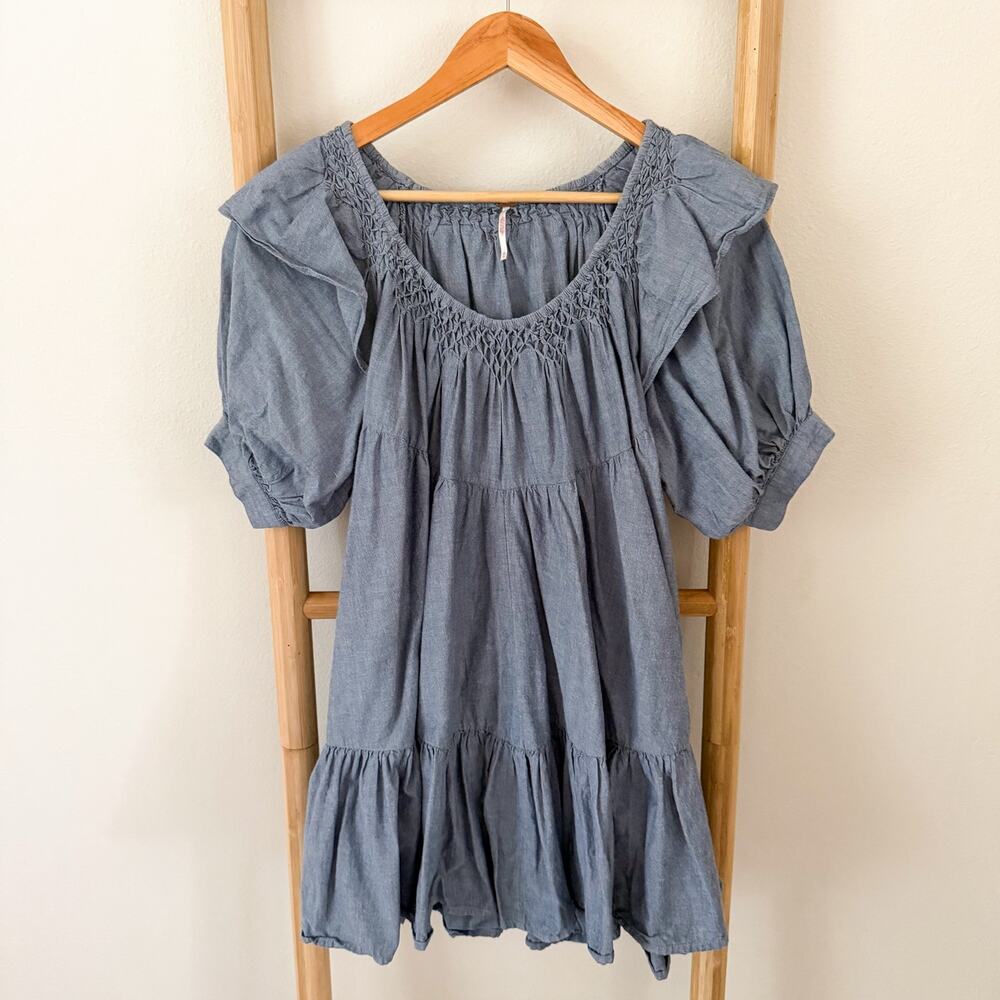 Free People Amelie Denim Mini Dress Blue Chambray Ruffle Puff Sleeve XS EUC - Picture 2 of 13